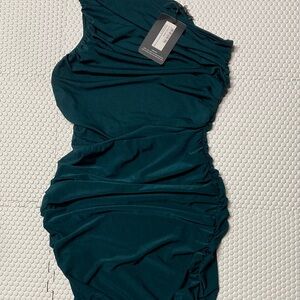 PrettyLittleThing green - One Shoulder Dress nwt